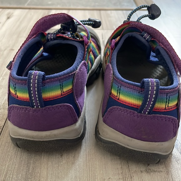 Keen Kids Newport Closed Toe Sandals Size 1 - Picture 6 of 7